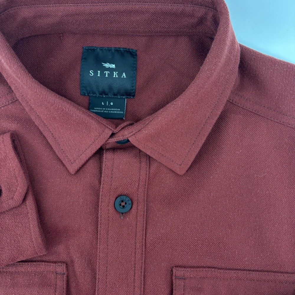 Sitka Men Button Down Shirt Large Maroon Long Sleeve Flannel Heavyweight Outdoor - Picture 2 of 9